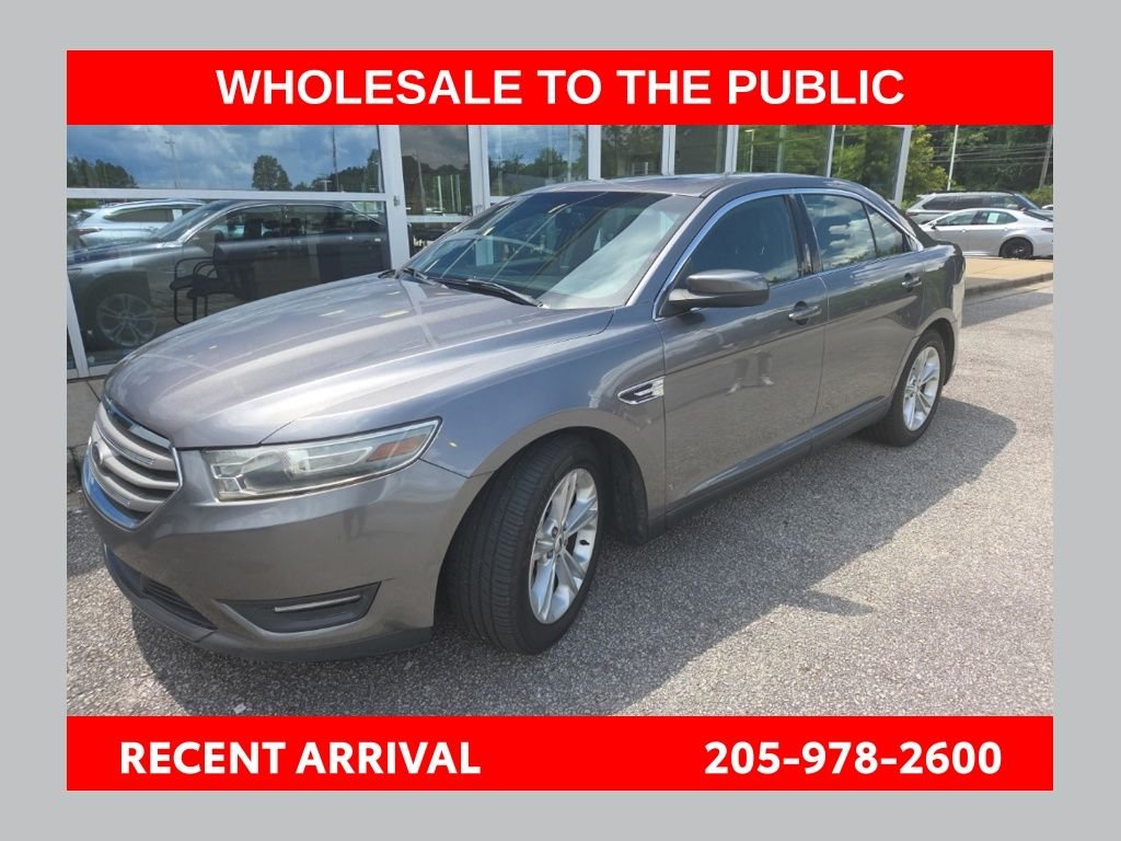 Used 2014 Gray Ford SEL image 1