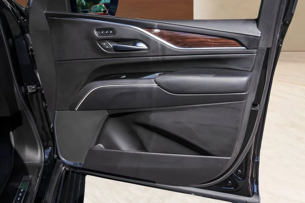 Certified Used 2023 Black Raven Cadillac Sport Platinum image 30