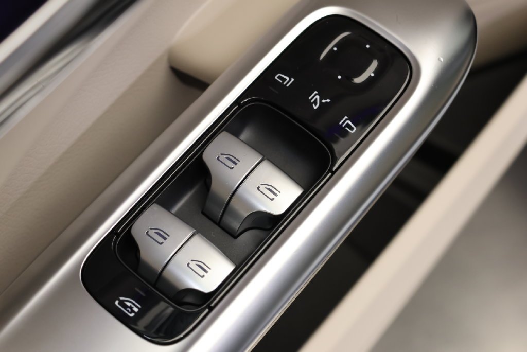 New 2027  Mercedes-Benz C 300 image 33