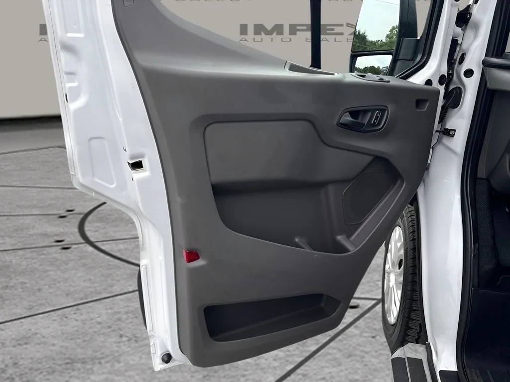 Used 2025 White Ford Base image 11