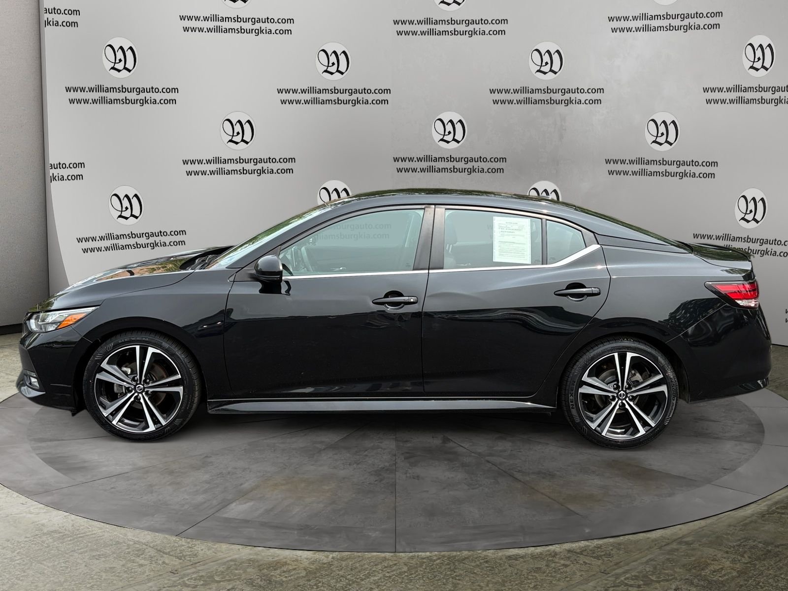 Used 2020 Nissan Sentra SR with VIN 3N1AB8DV1LY276378 for sale in Williamsburg, VA
