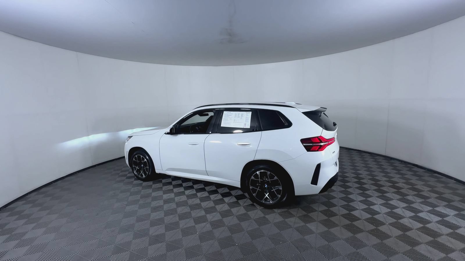 Used 2026 Alpine White BMW 30 xDrive image 6