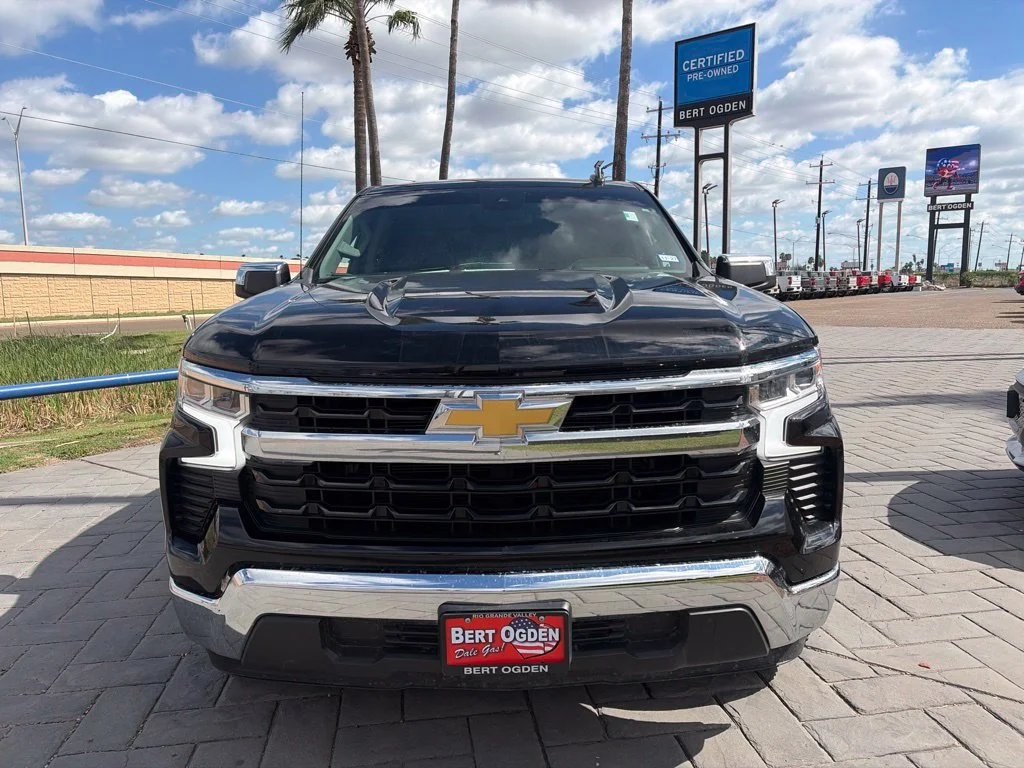 Used 2026 Black Chevrolet LT image 2