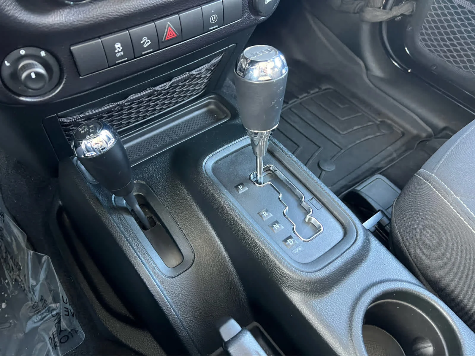 Certified Used 2018 Black Clearcoat Jeep Sahara image 34
