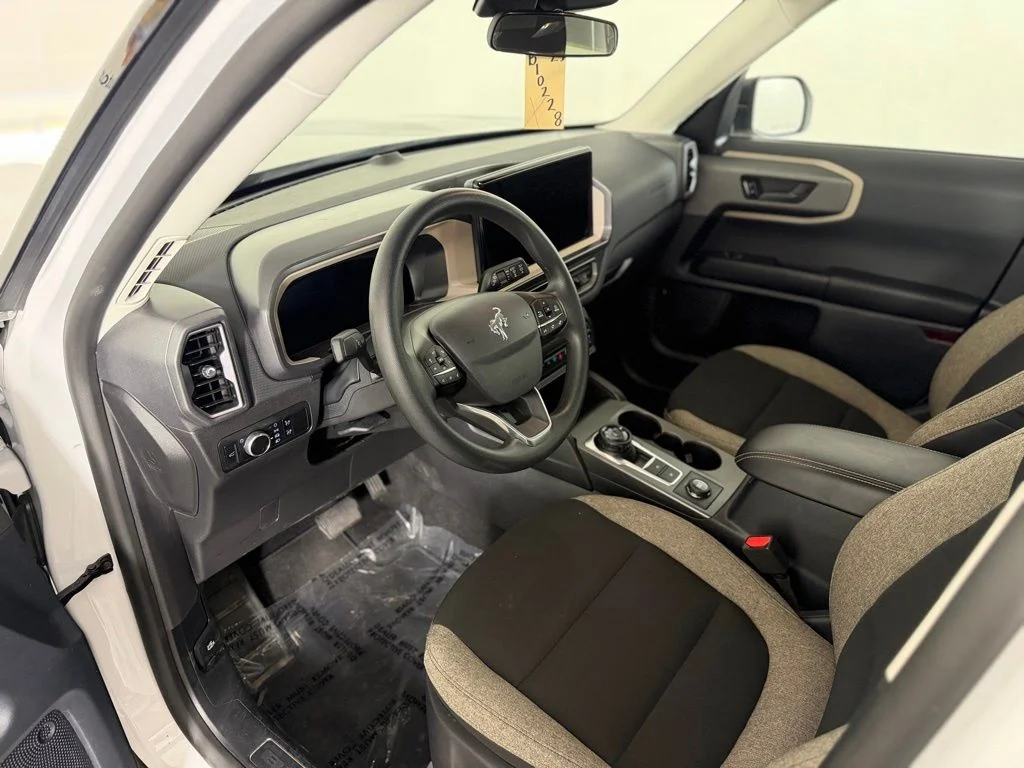 Used 2025 Oxford White Ford Big Bend image 13