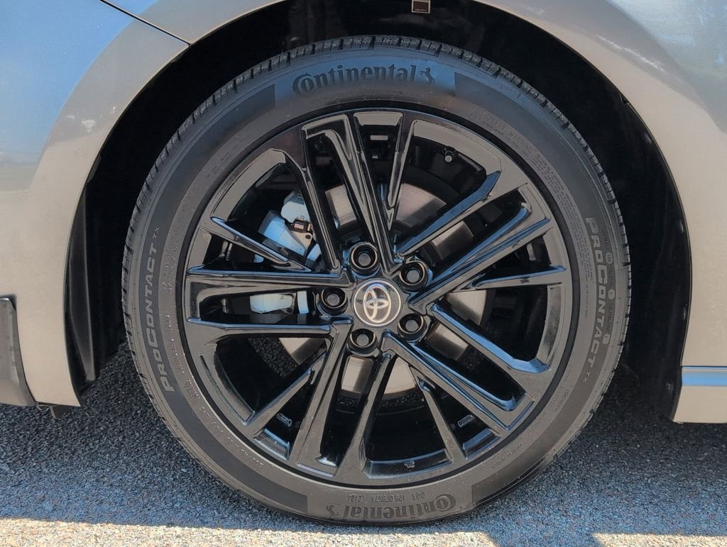 Certified Used 2025 Gray Toyota SE image 6