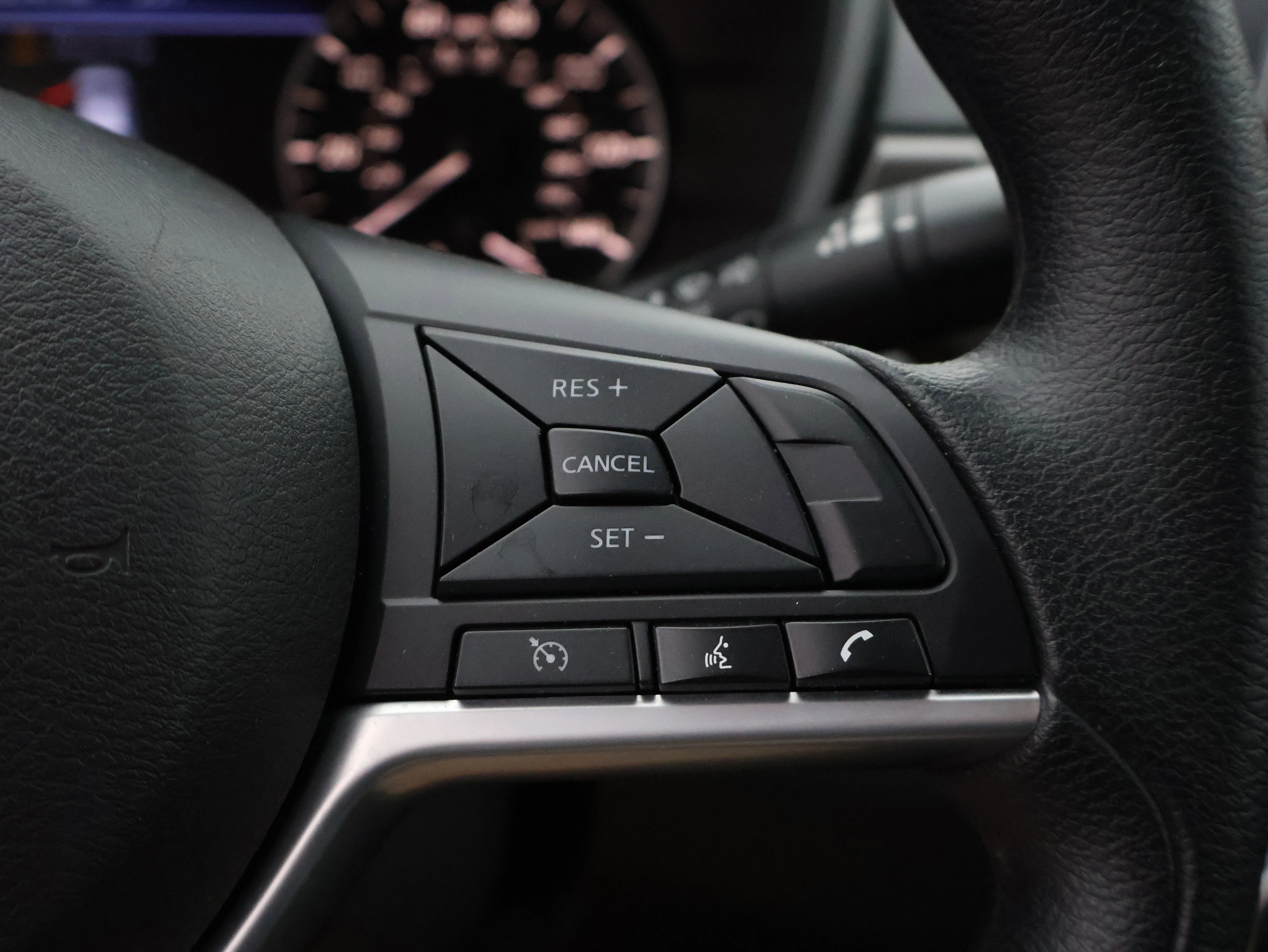 Used 2025 Gun Metallic Nissan SV image 36