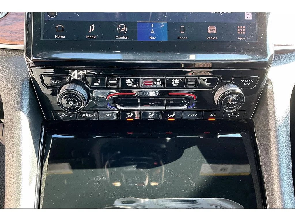 Used 2024 Black Jeep Summit image 32