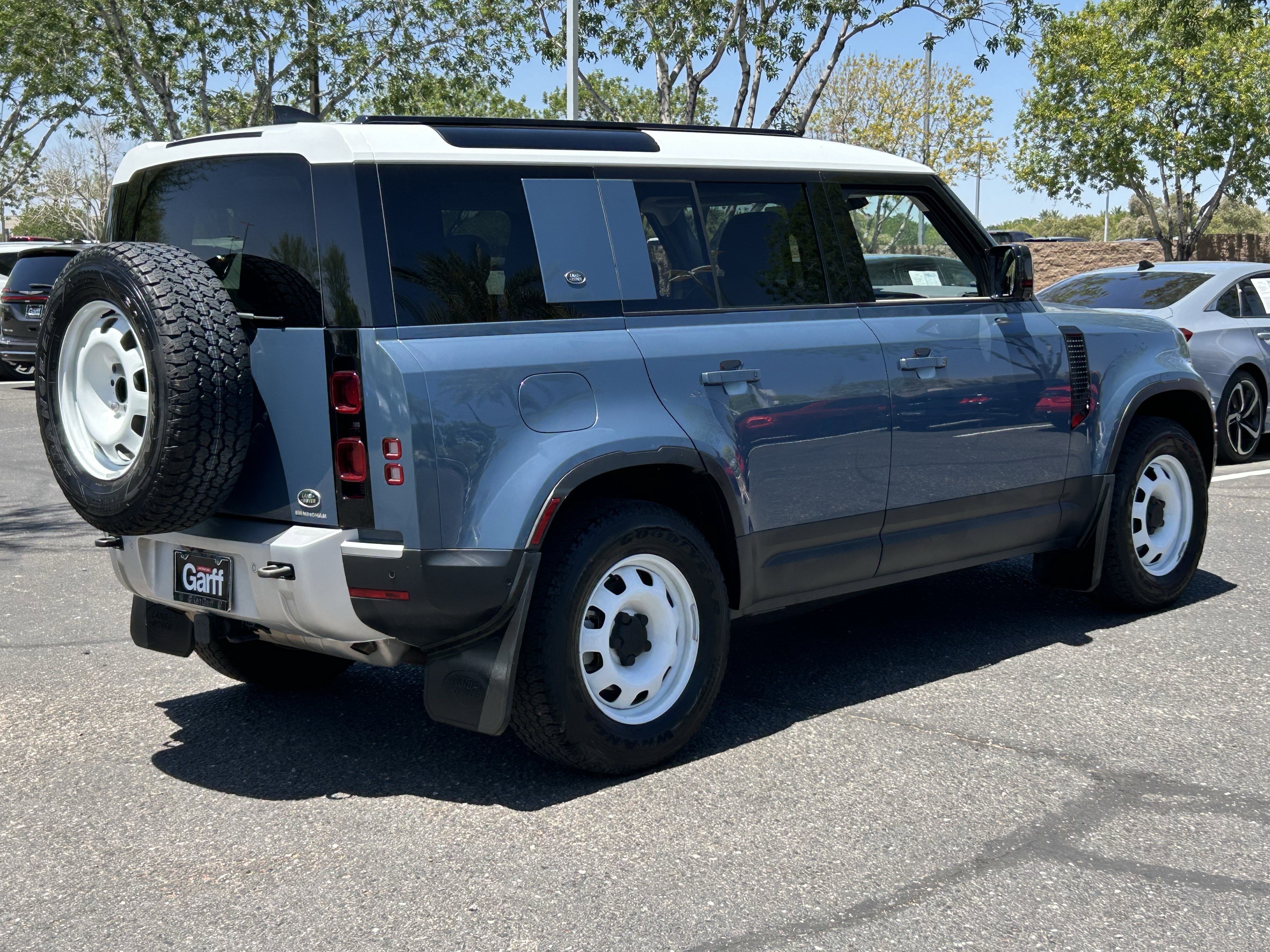 Used 2023 Blue Land Rover S image 4