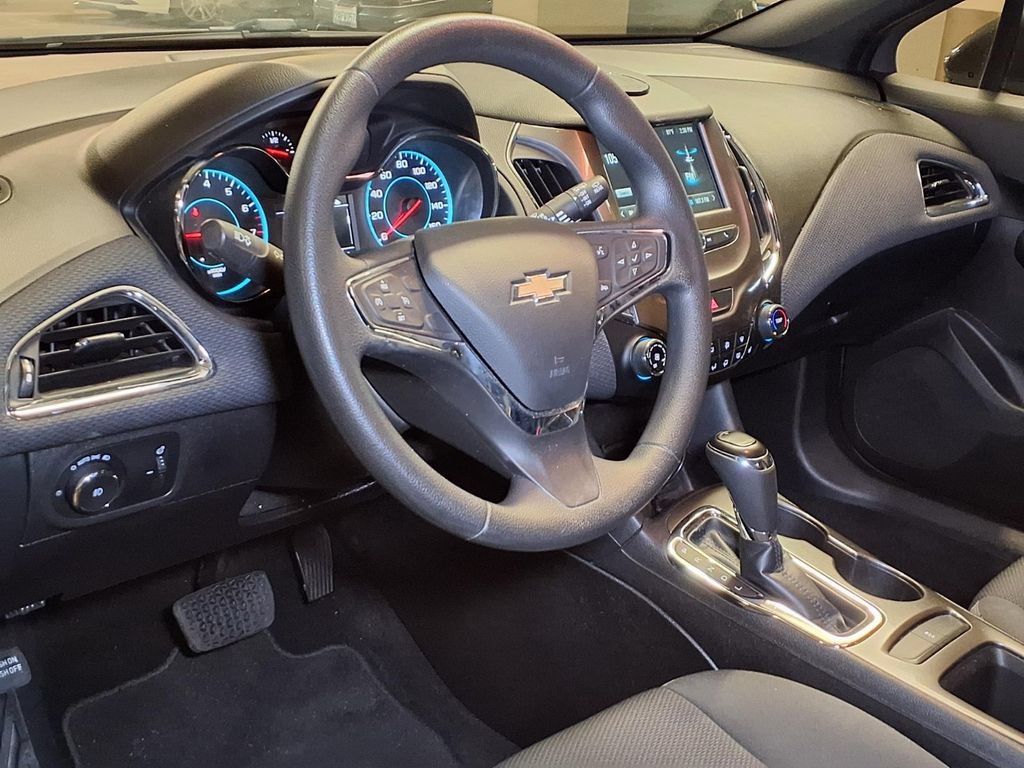 Used 2017 GRAPHITE METALLIC Chevrolet LT image 3