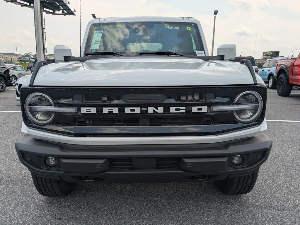 New 2026 Oxford White Ford Outer Banks image 9