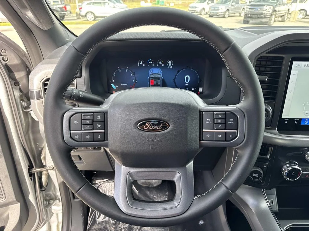 New 2026 Iconic Silver Metallic Ford XLT image 10