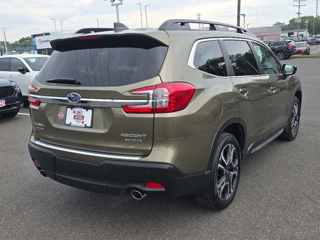 2025 Subaru Ascent Limited - Photo 15