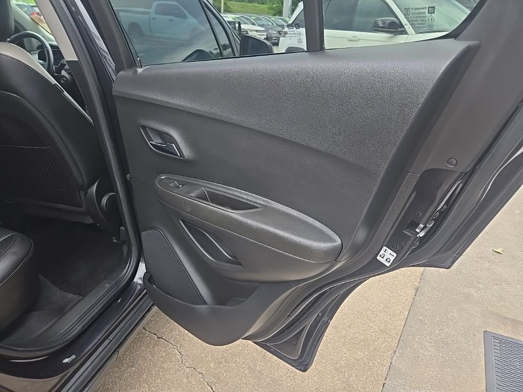 Used 2016 Black Chevrolet LTZ image 71