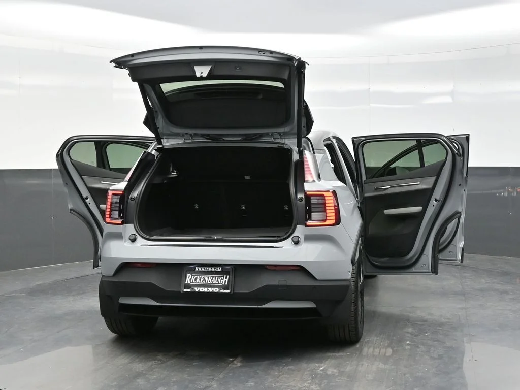 New 2026 Vapour Grey Volvo Twin Motor Cross Country Ultra image 45