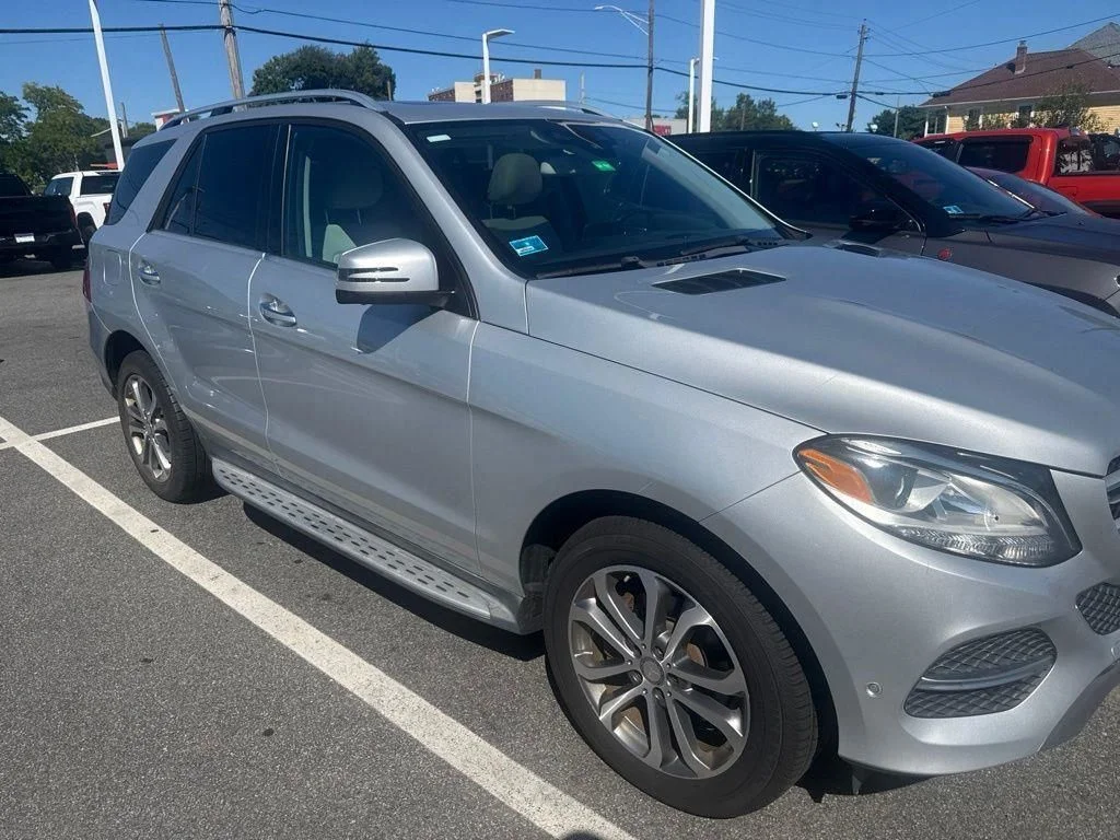 Used 2016  Mercedes-Benz GLE 350 image 1