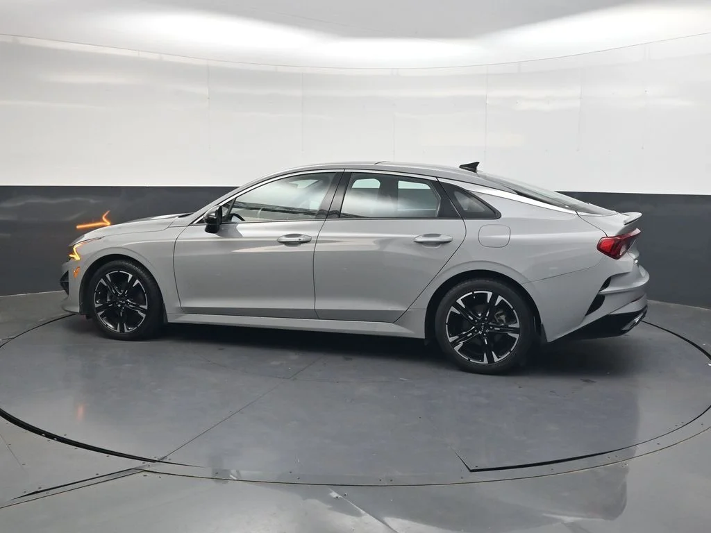 Used 2022 Gray Kia GT-Line image 7
