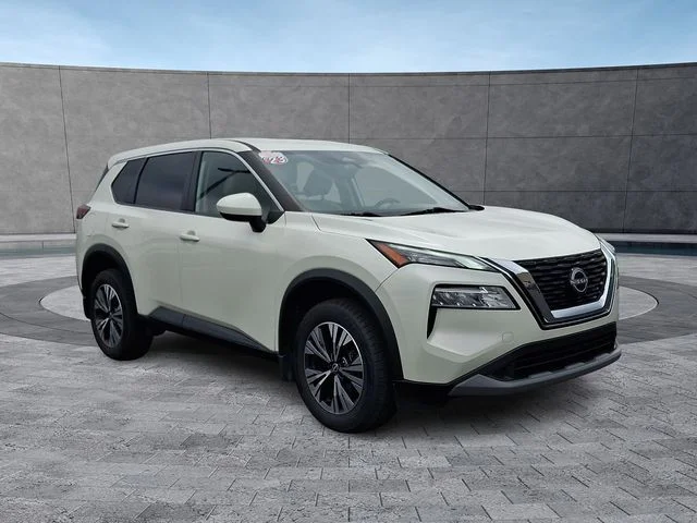 Used 2023 White Nissan SV image 2