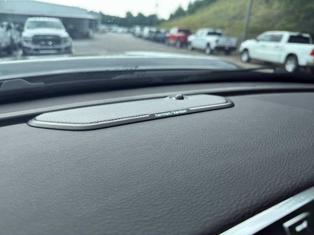 New 2026 Ceramic Gray Clear-Coat Exterior Paint RAM Laramie image 27