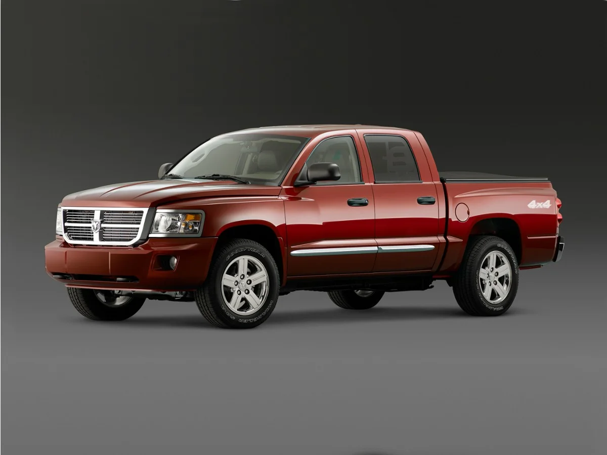 Used 2008 Black Dodge SLT image 1