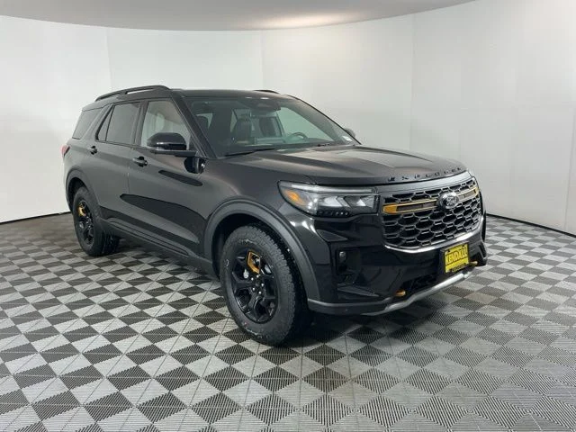 New 2026 Agate Black Metallic Ford Tremor image 3