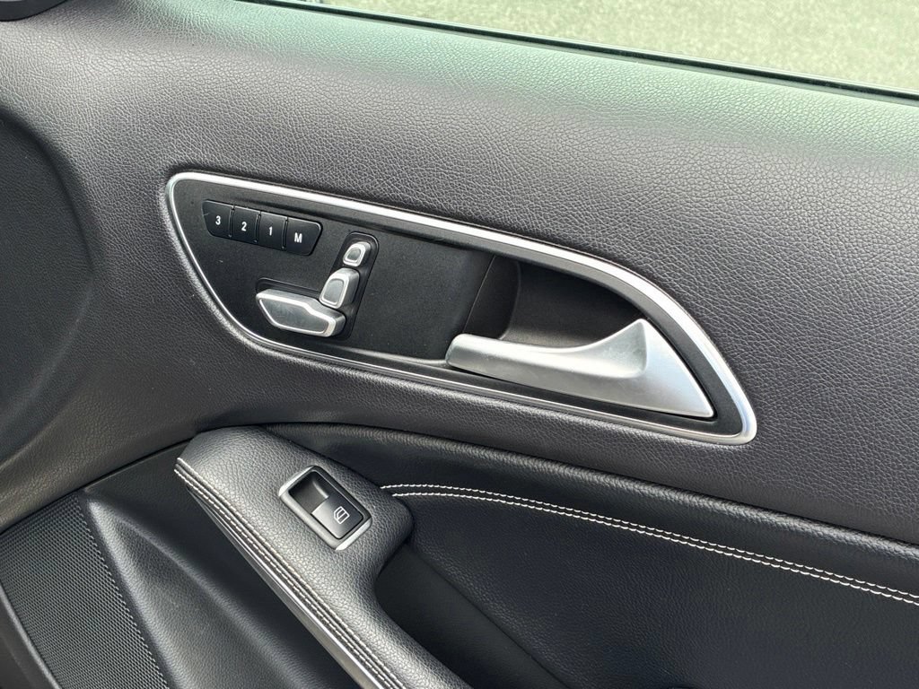 2019 Mercedes-Benz GLA-Class GLA250 - Photo 35