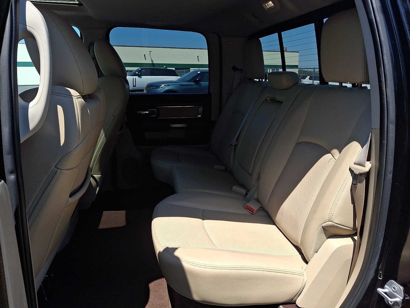 Used 2015 Black Clearcoat Ram Laramie image 19