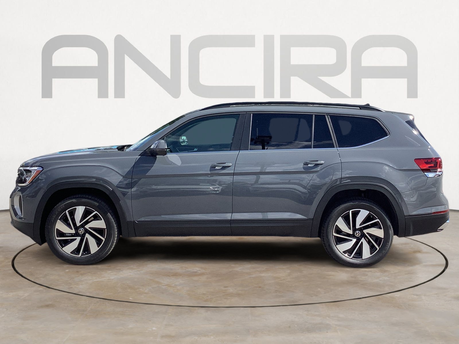 New 2026 Pure Gray Volkswagen 2.0T SE w/Technology image 5
