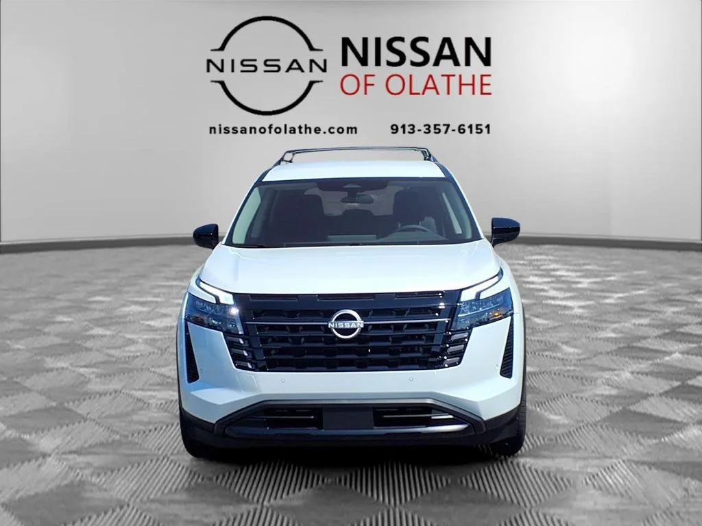 New 2026 Everest White Pearl TriCoat Nissan SV image 32