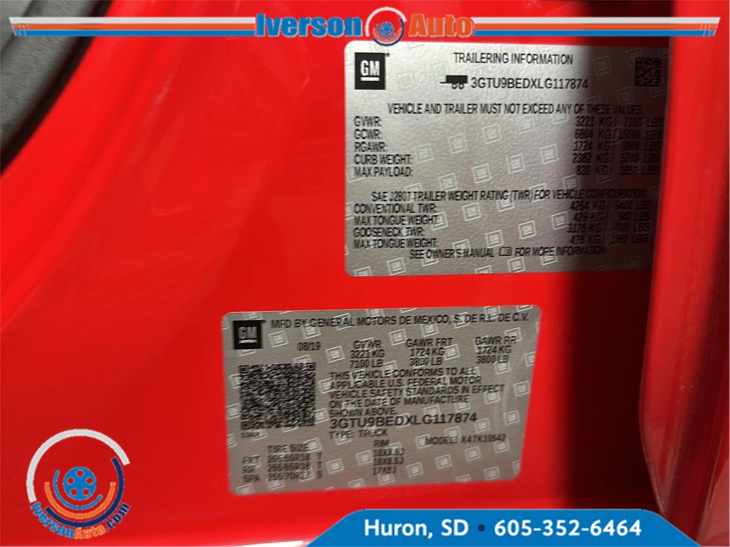 Used 2020 Cardinal Red GMC SLE image 12