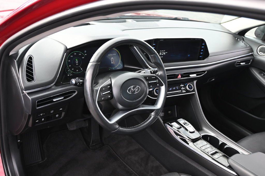 Used 2023 Red Hyundai Limited image 19