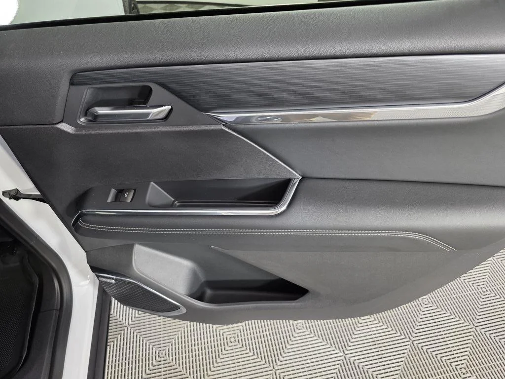 2025 GMC Acadia Elevation - Photo 21