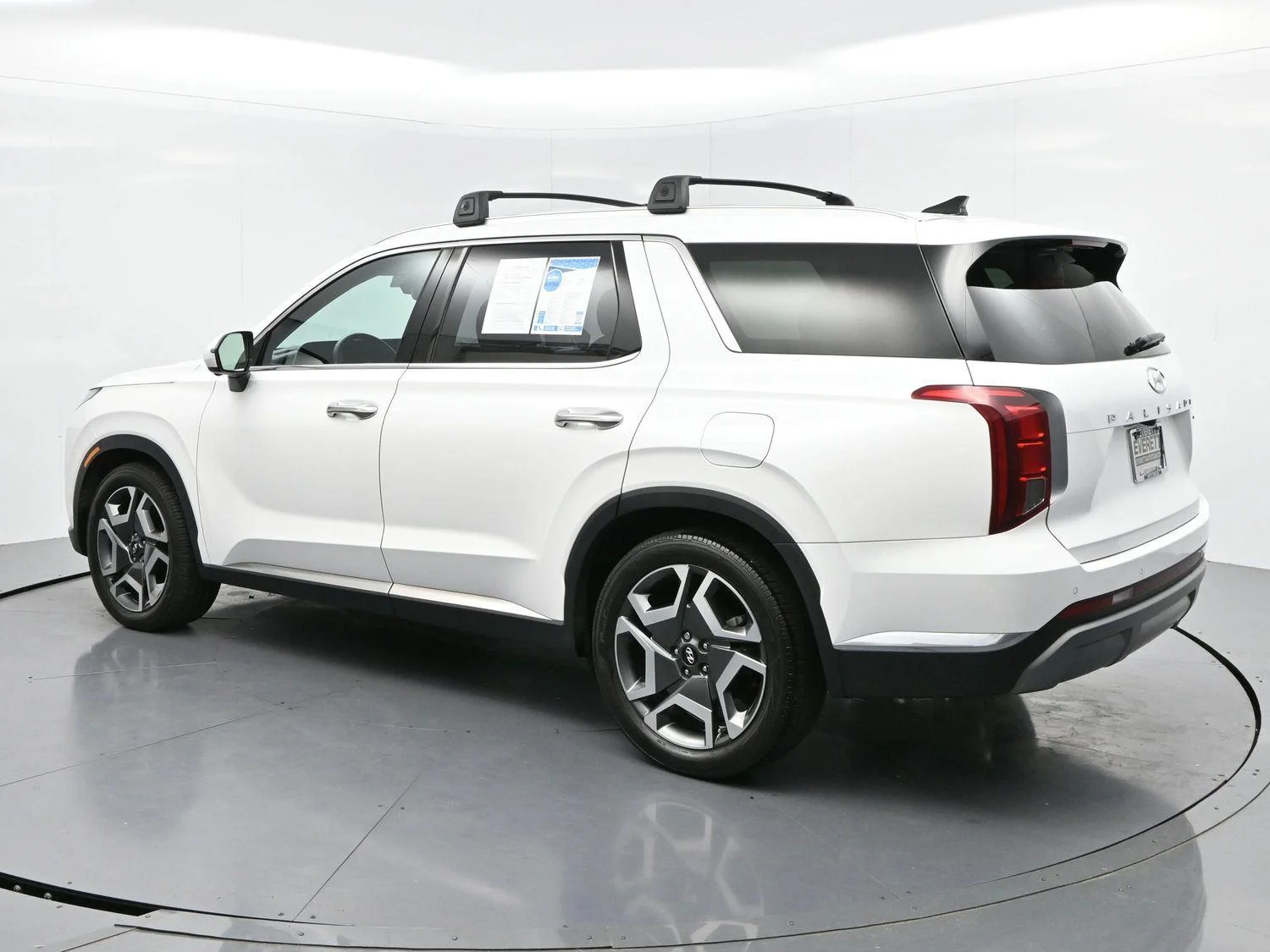 Used 2023 Hyper White Hyundai Limited image 5