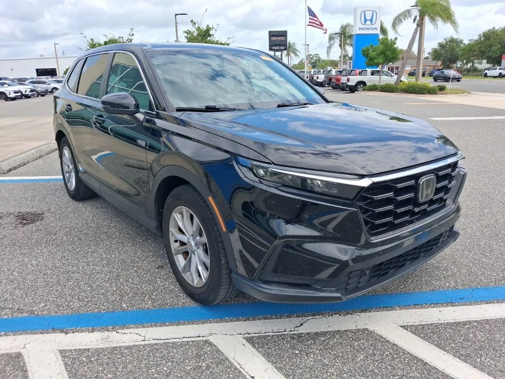 Used 2024  Honda EX-L image 3