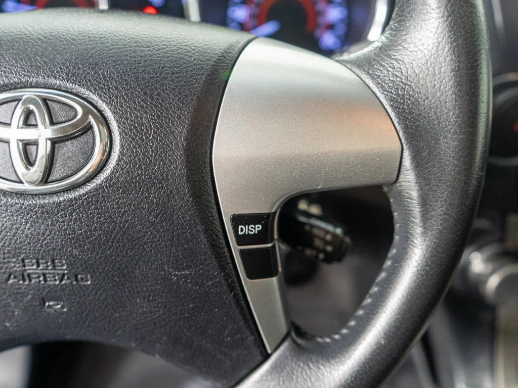 Used 2013 Blue Toyota SE image 17