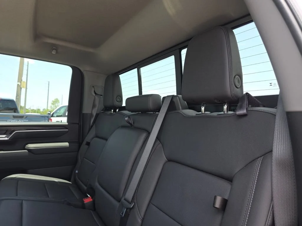 Used 2025 Summit White GMC SLT image 21