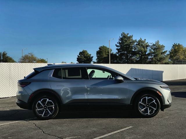 2026 Chevrolet Equinox EV 2LT - Photo 12