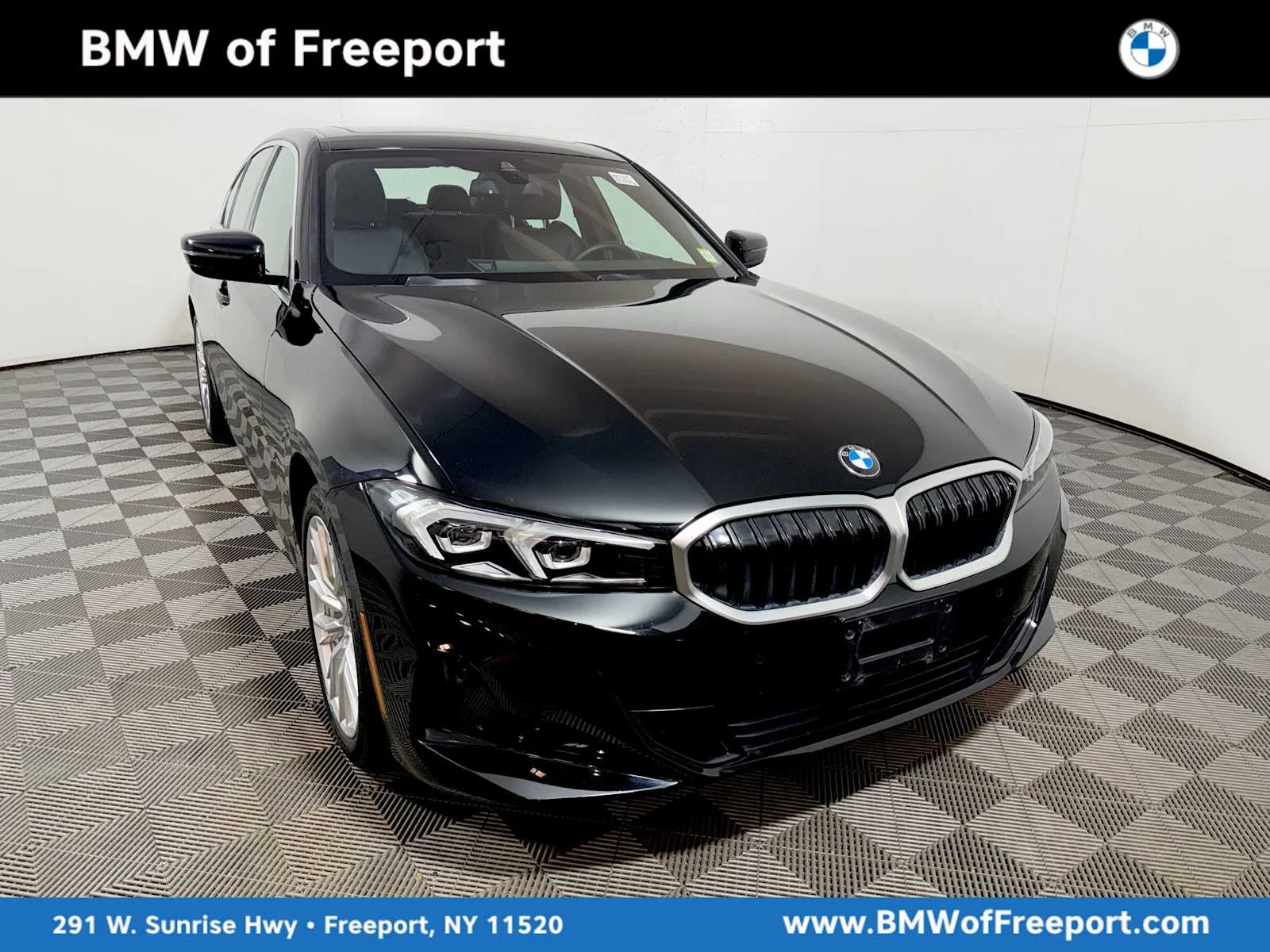 2024 BMW 3 Series 330i - Photo 1