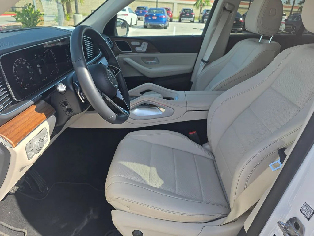 Certified Used 2025 White Mercedes-Benz GLE 450e image 11