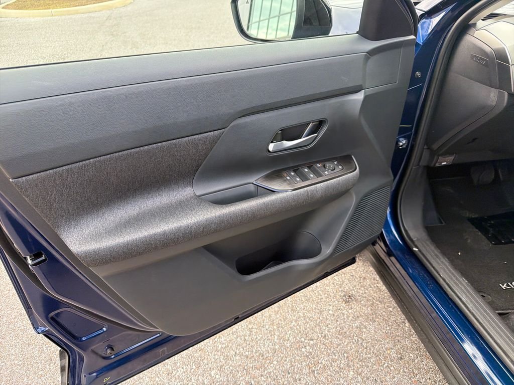 New 2026 Nissan Kicks SV 4D Sport Utility