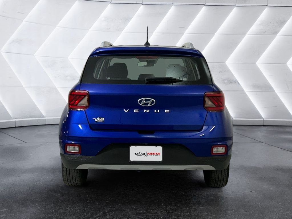 Used 2024 Blue Hyundai SEL image 5