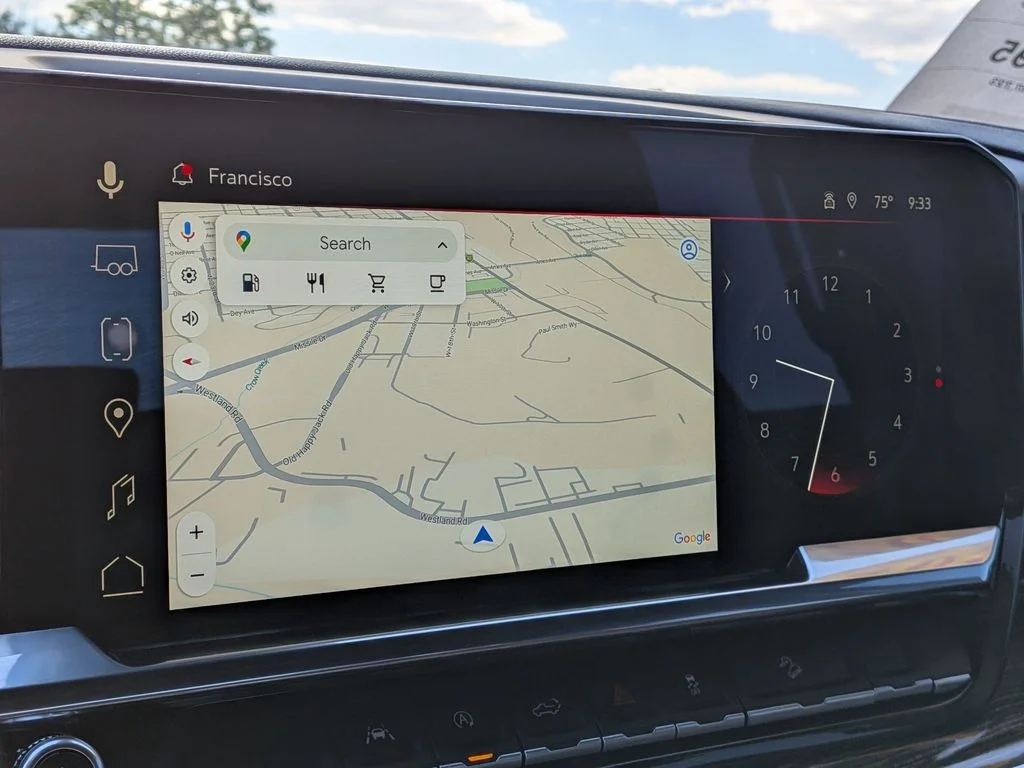 Used 2024 Onyx Black GMC Elevation image 15