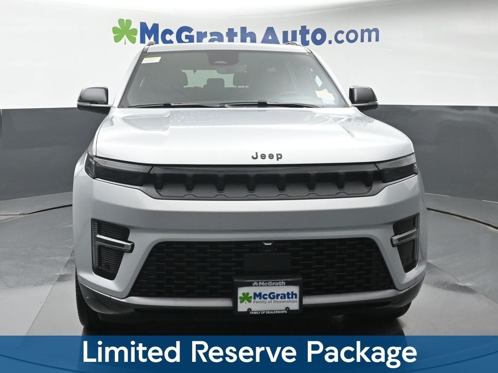 New 2026 Silver-Zynith Exterior Paint Jeep Limited Reserve image 5