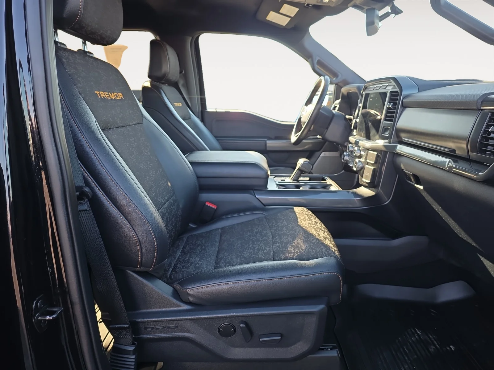 Used 2023 Agate Black Metallic Ford Tremor image 10