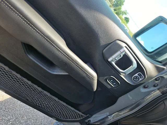 Used 2022 Gray Jeep Unlimited Sahara image 11