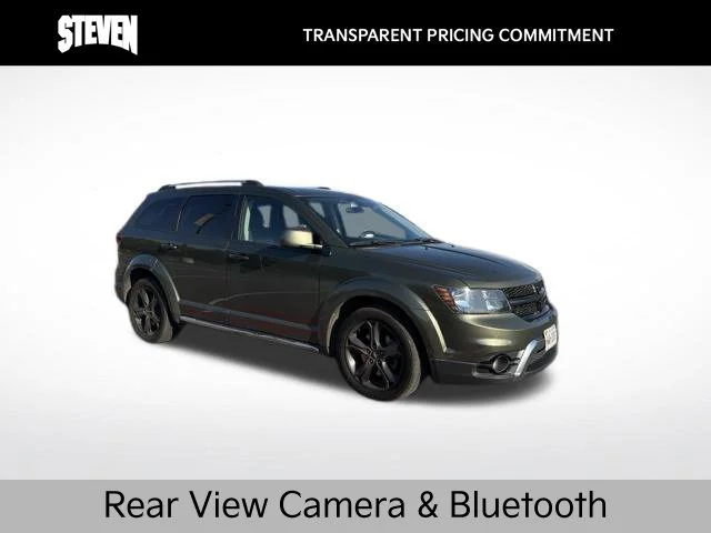 Used 2018 Green Dodge Crossroad image 1