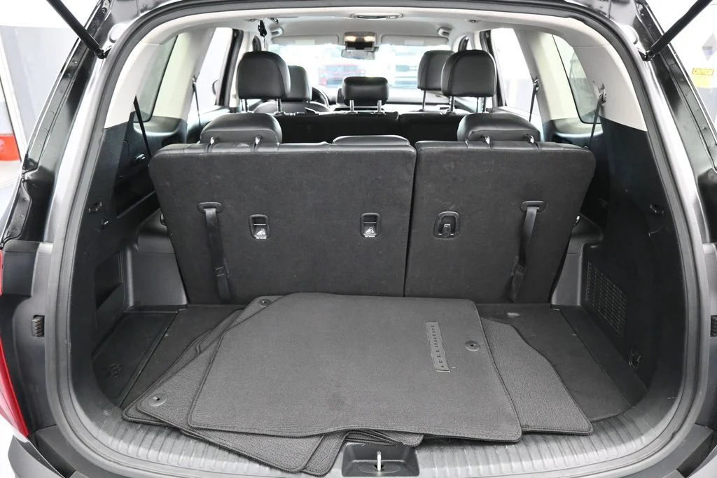 Used 2022 Ebony Black Kia LX image 43