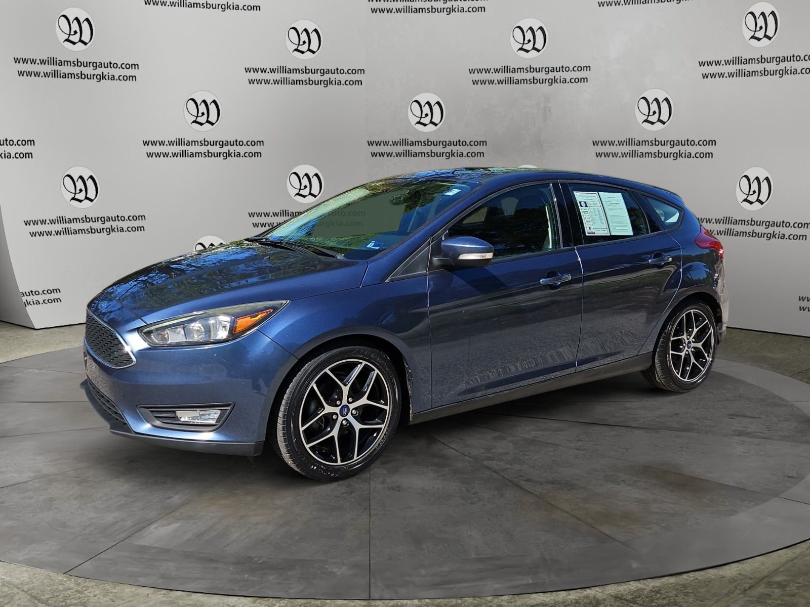 2018 Ford Focus Hatch SEL's photo