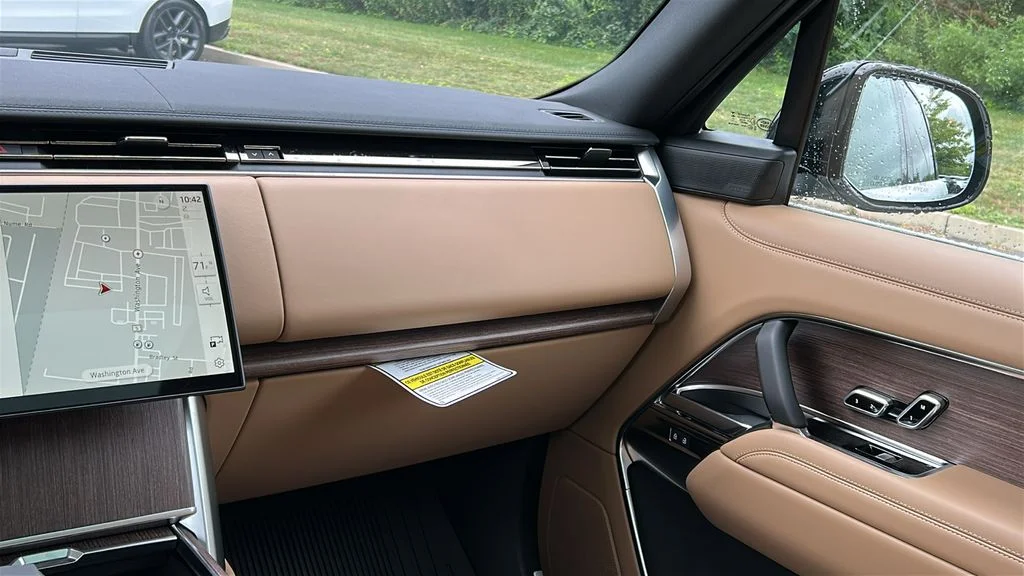 2026 Land Rover Range Rover SE - Photo 23