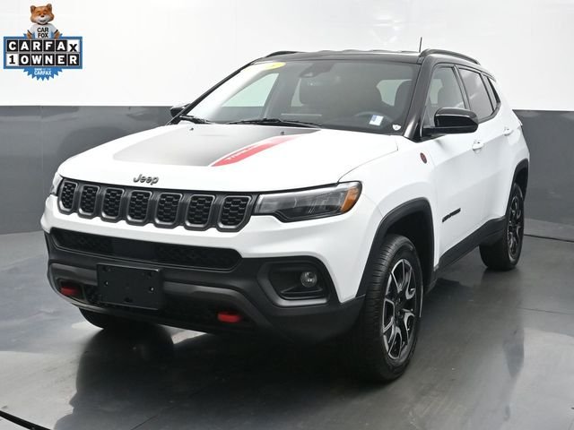 2025 Jeep Compass Trailhawk - Photo 1